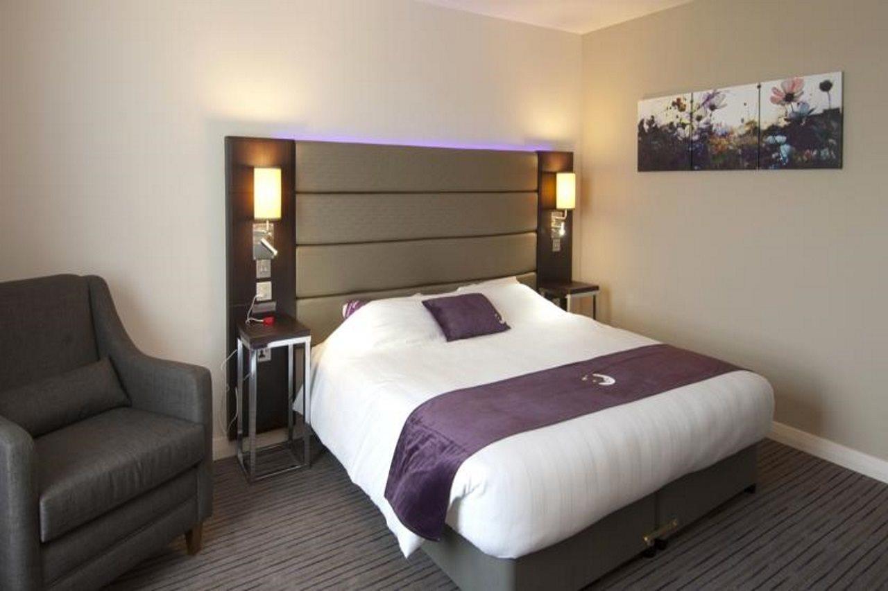 Premier South Hotel 3*
